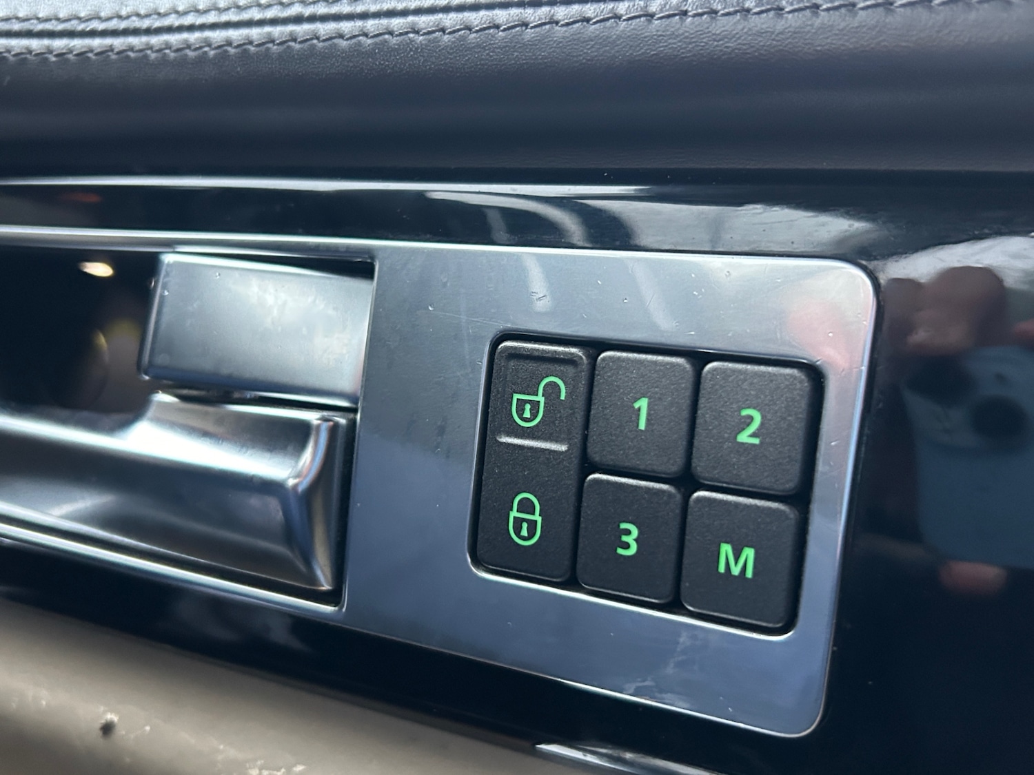 Used Land Rover Discovery 2013 for sale - 76860568: Photo 24