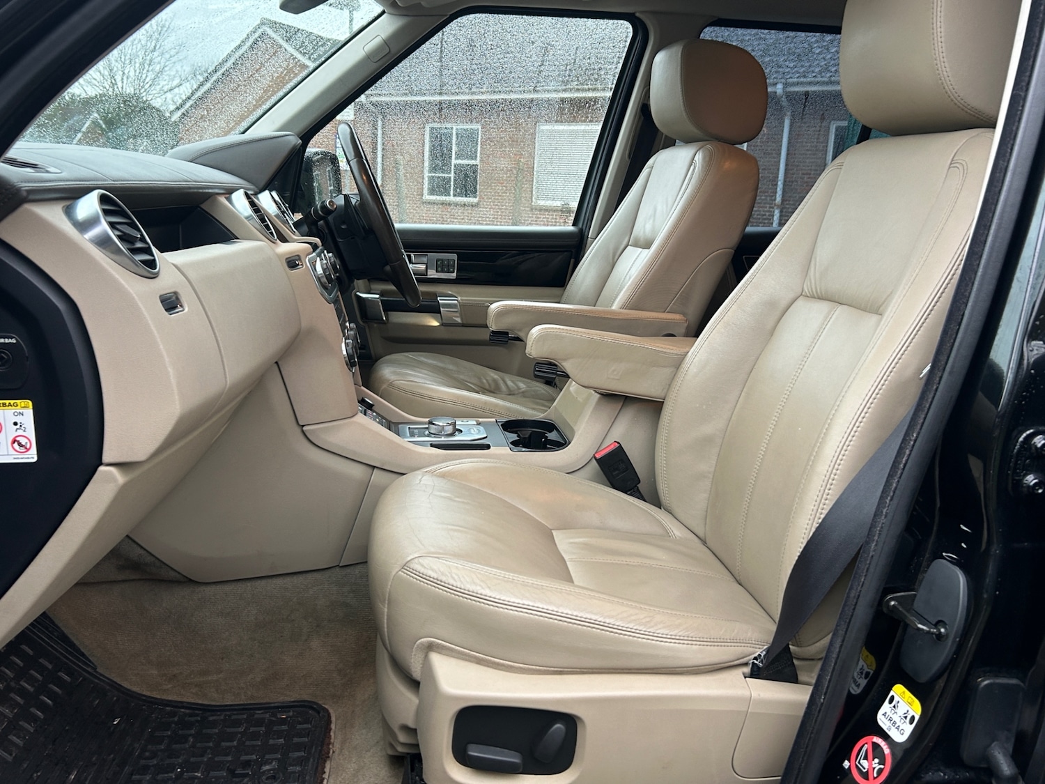 Used Land Rover Discovery 2013 for sale - 76860568: Photo 9