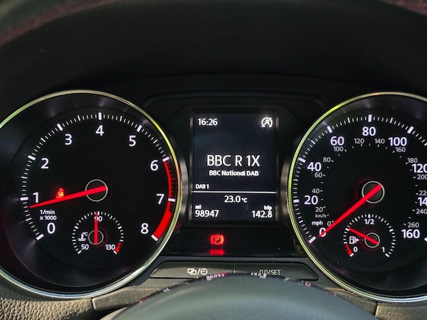 Used Volkswagen Polo 2015 for sale - 75493114: Photo 43