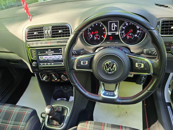 Used Volkswagen Polo 2015 for sale - 75493114: Photo 55