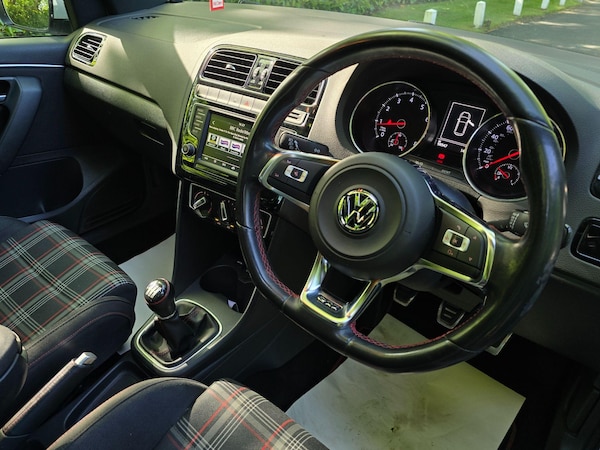 Used Volkswagen Polo 2015 for sale - 75493114: Photo 56