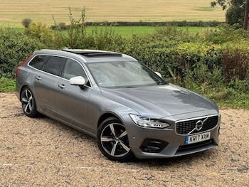Used Volvo V90 2017 for sale - 76599543: Photo