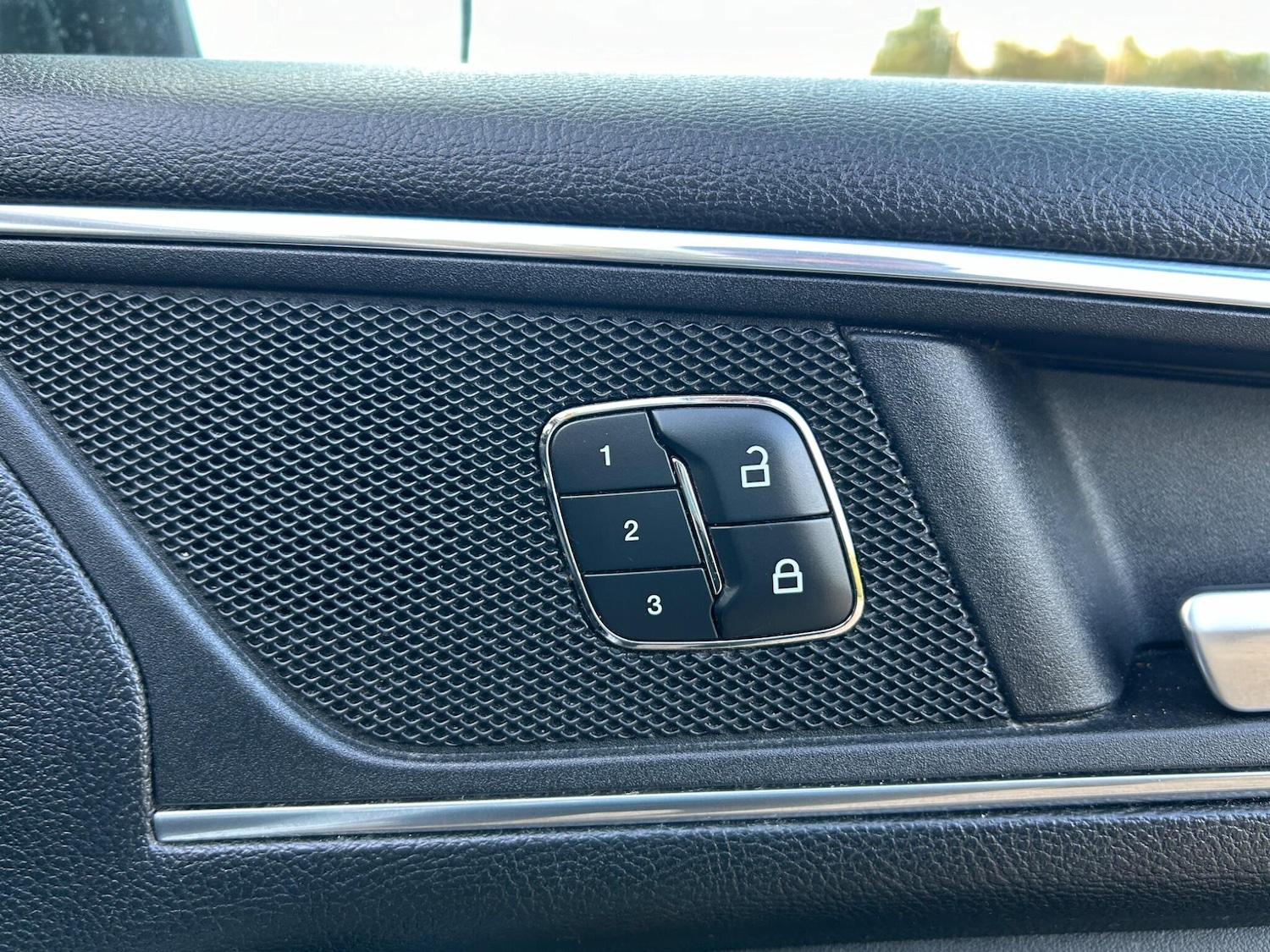 Vehicle 33
