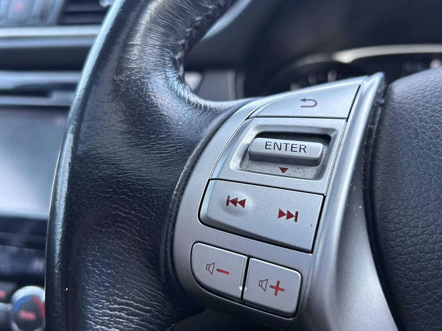 Used Nissan X-Trail 2015 for sale - 76911057: Photo 29