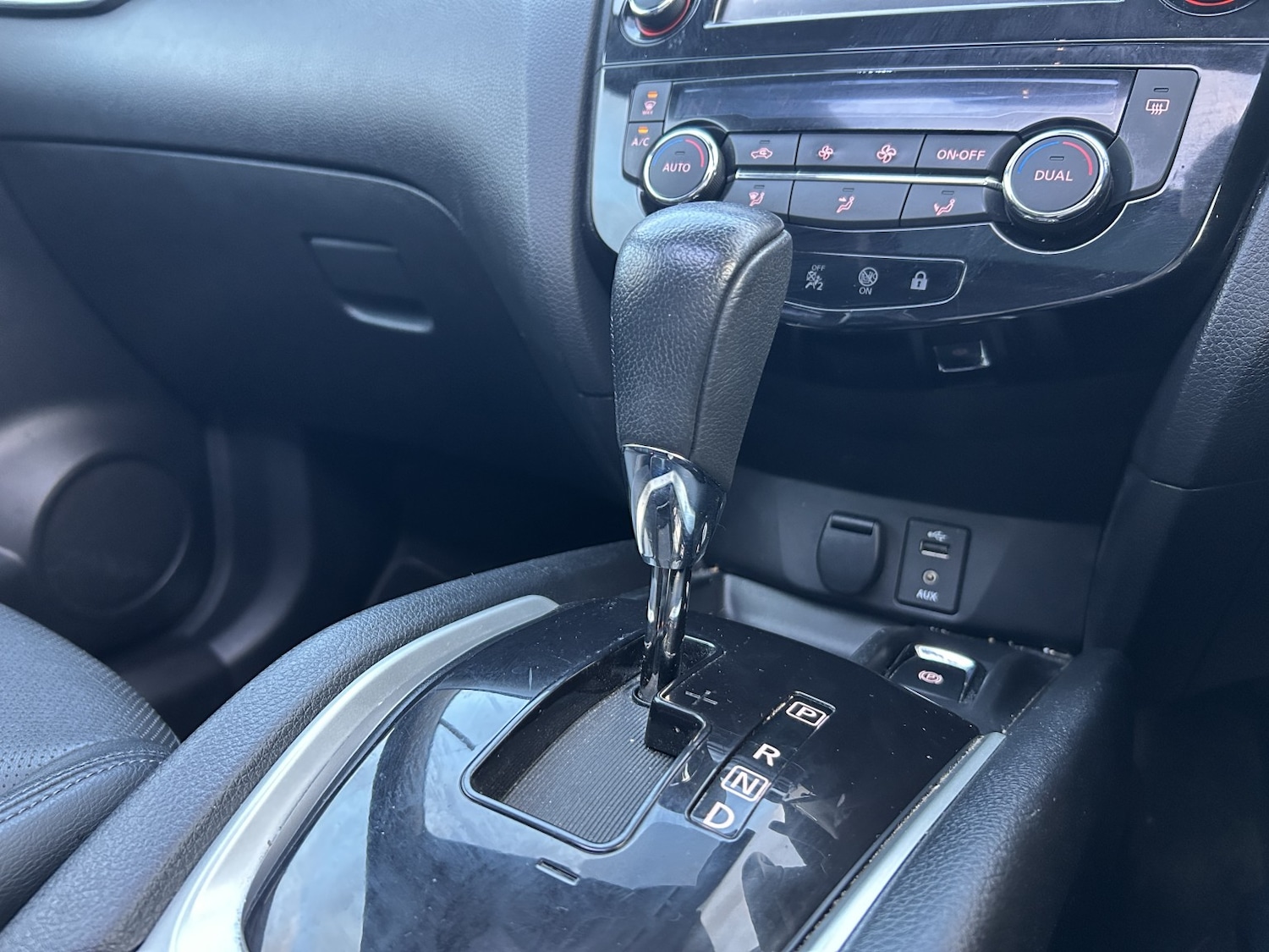 Used Nissan X-Trail 2015 for sale - 76911057: Photo 33