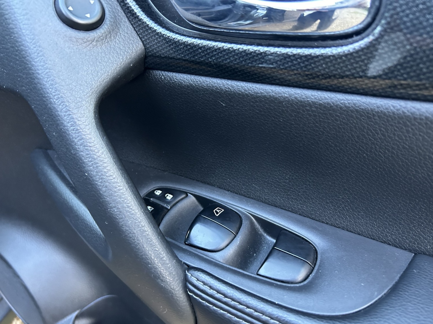 Used Nissan X-Trail 2015 for sale - 76911057: Photo 40