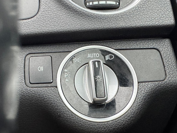 Used Mercedes-Benz C-Class 2012 for sale - 75215155: Photo 32