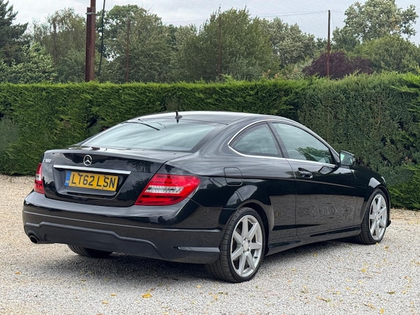 Used Mercedes-Benz C-Class 2012 for sale - 75215155: Photo 7