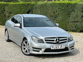 Used Mercedes-Benz C-Class 2013 for sale - 75508013: Photo