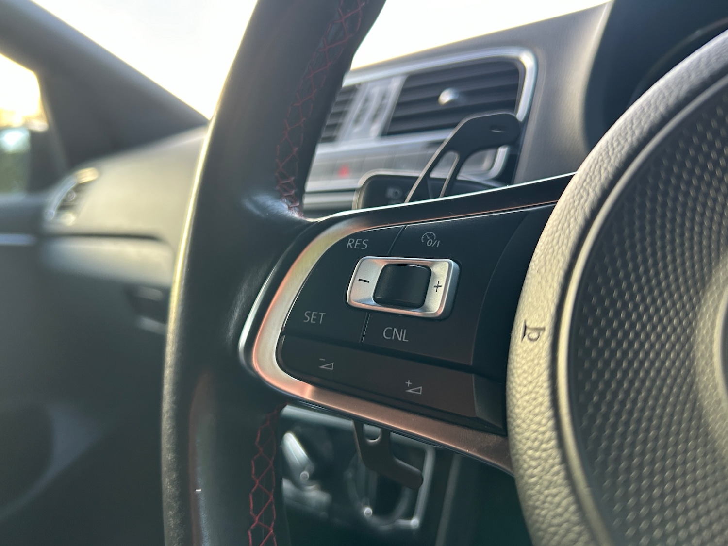 Used Volkswagen Polo 2016 for sale - 76603722: Photo 17