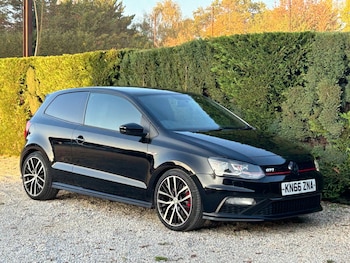 Used Volkswagen Polo 2016 for sale - 76603722: Photo