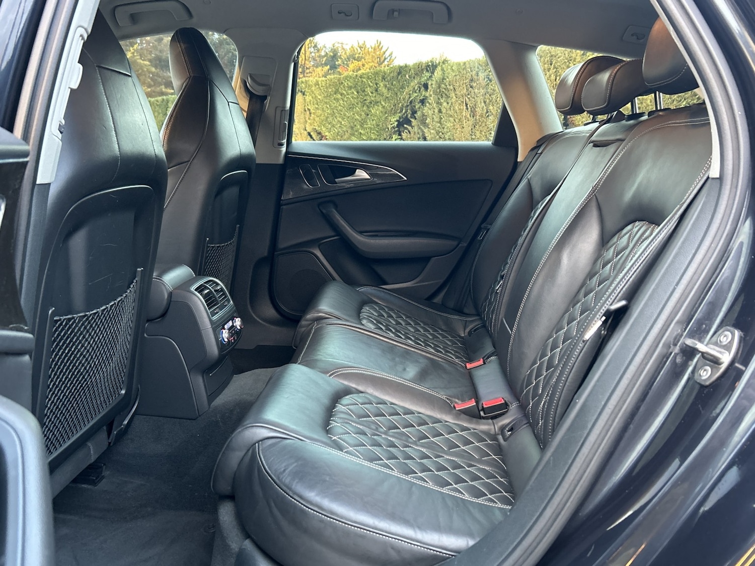 Used Audi S6 Avant 2013 for sale - 77045385: Photo 15