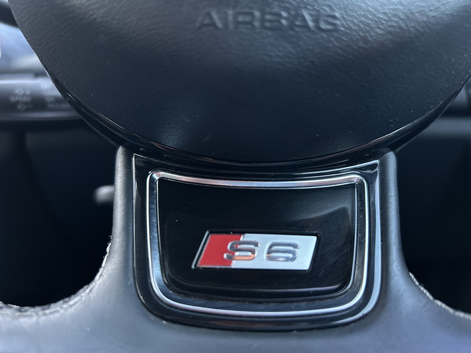 Used Audi S6 Avant 2013 for sale - 77045385: Photo 30