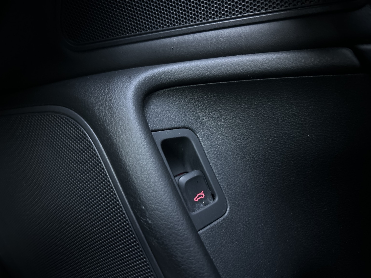 Used Audi S6 Avant 2013 for sale - 77045385: Photo 33