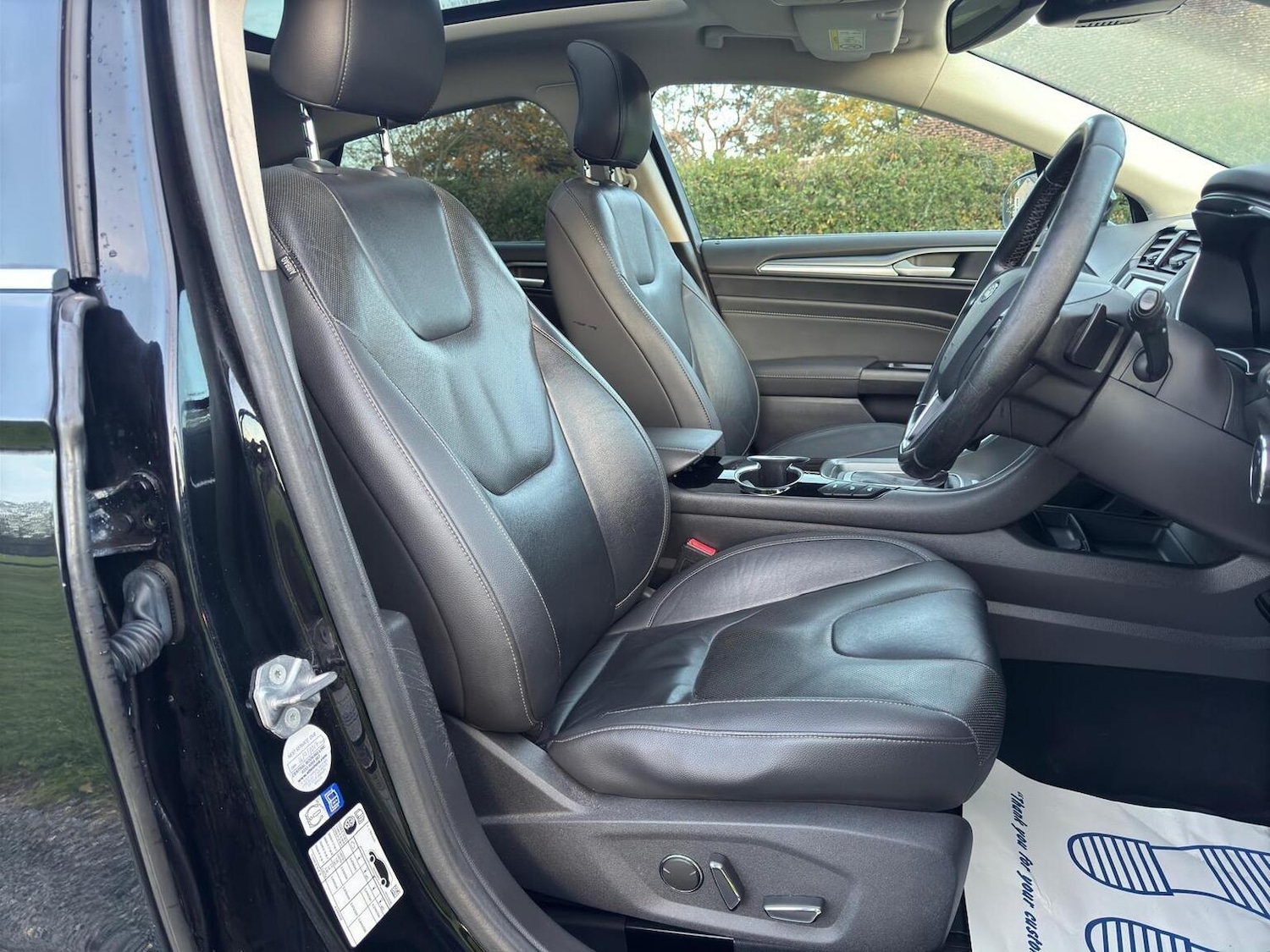 Used Ford Mondeo 2016 for sale - 76910989: Photo 14