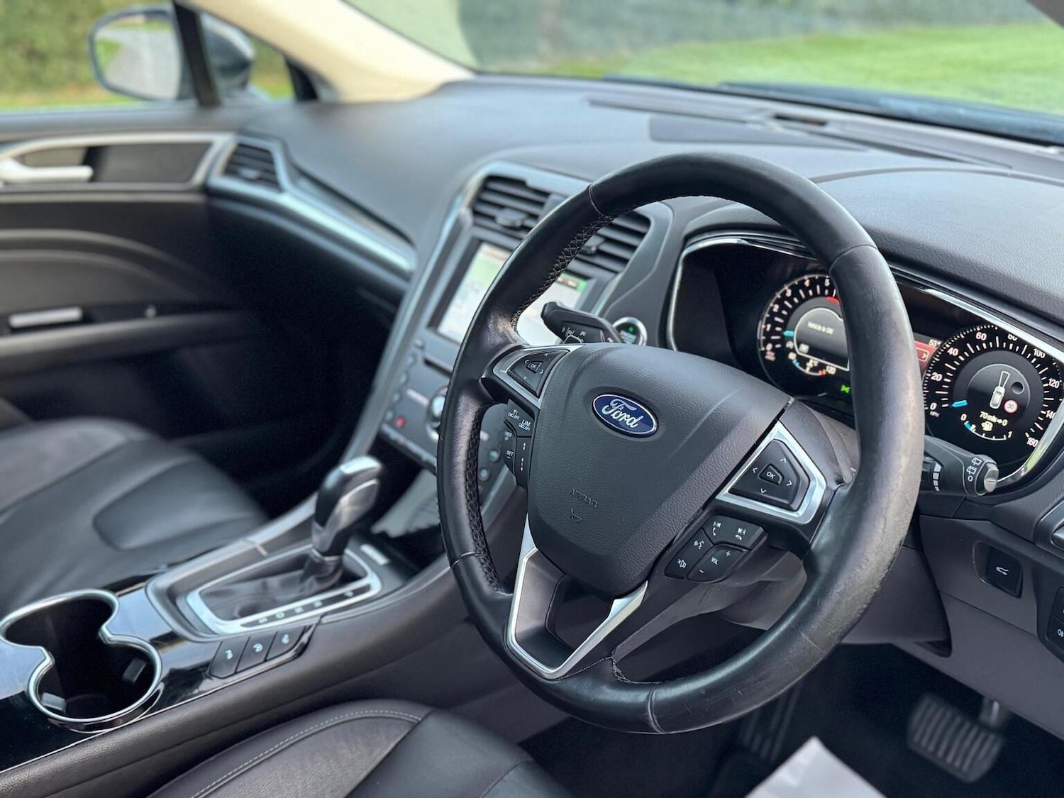 Used Ford Mondeo 2016 for sale - 76910989: Photo 28