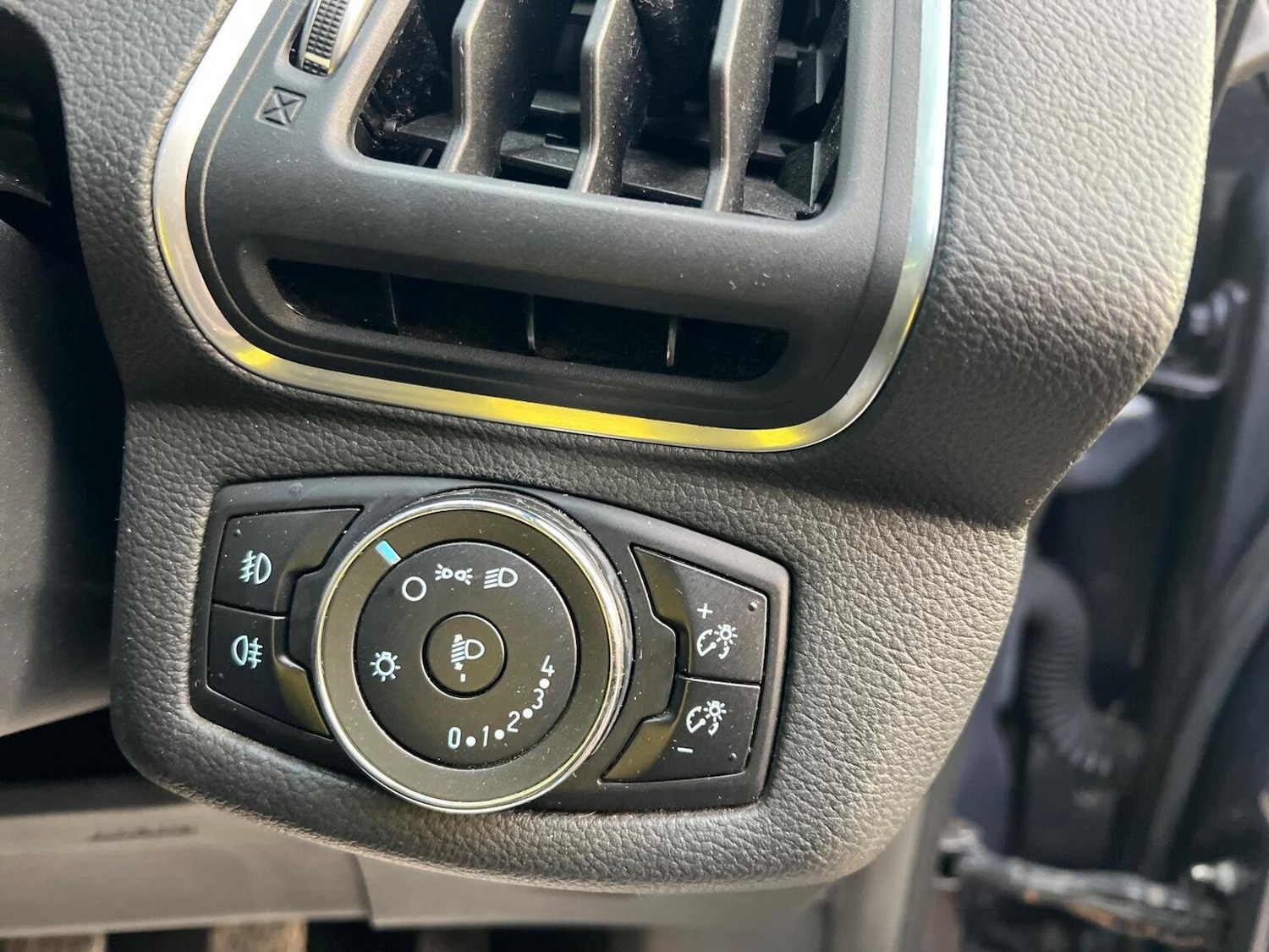 Used Ford B-MAX 2013 for sale - 76905106: Photo 11