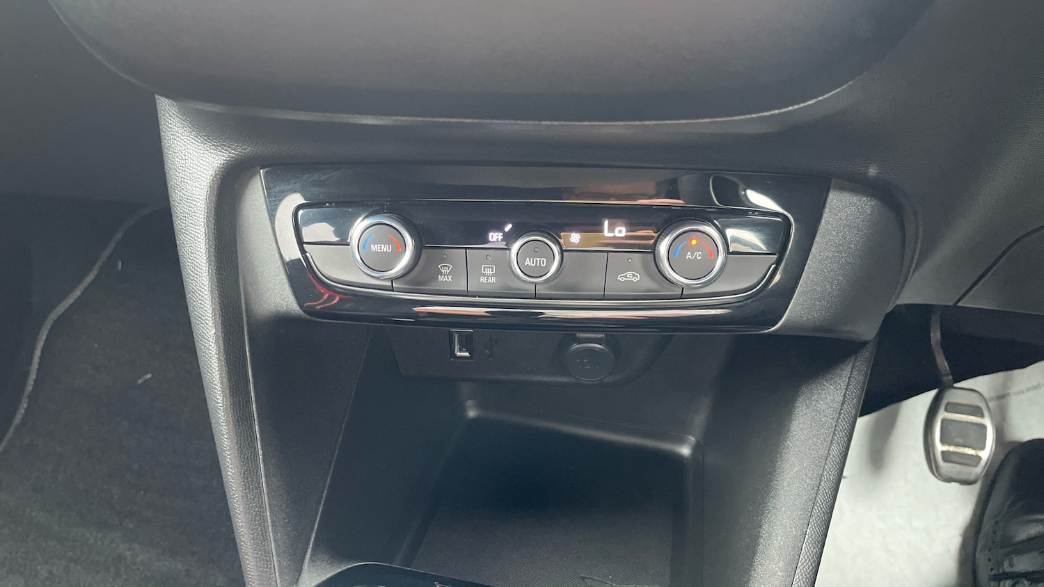 Used Vauxhall Corsa 2022 for sale - 76836910: Photo 37