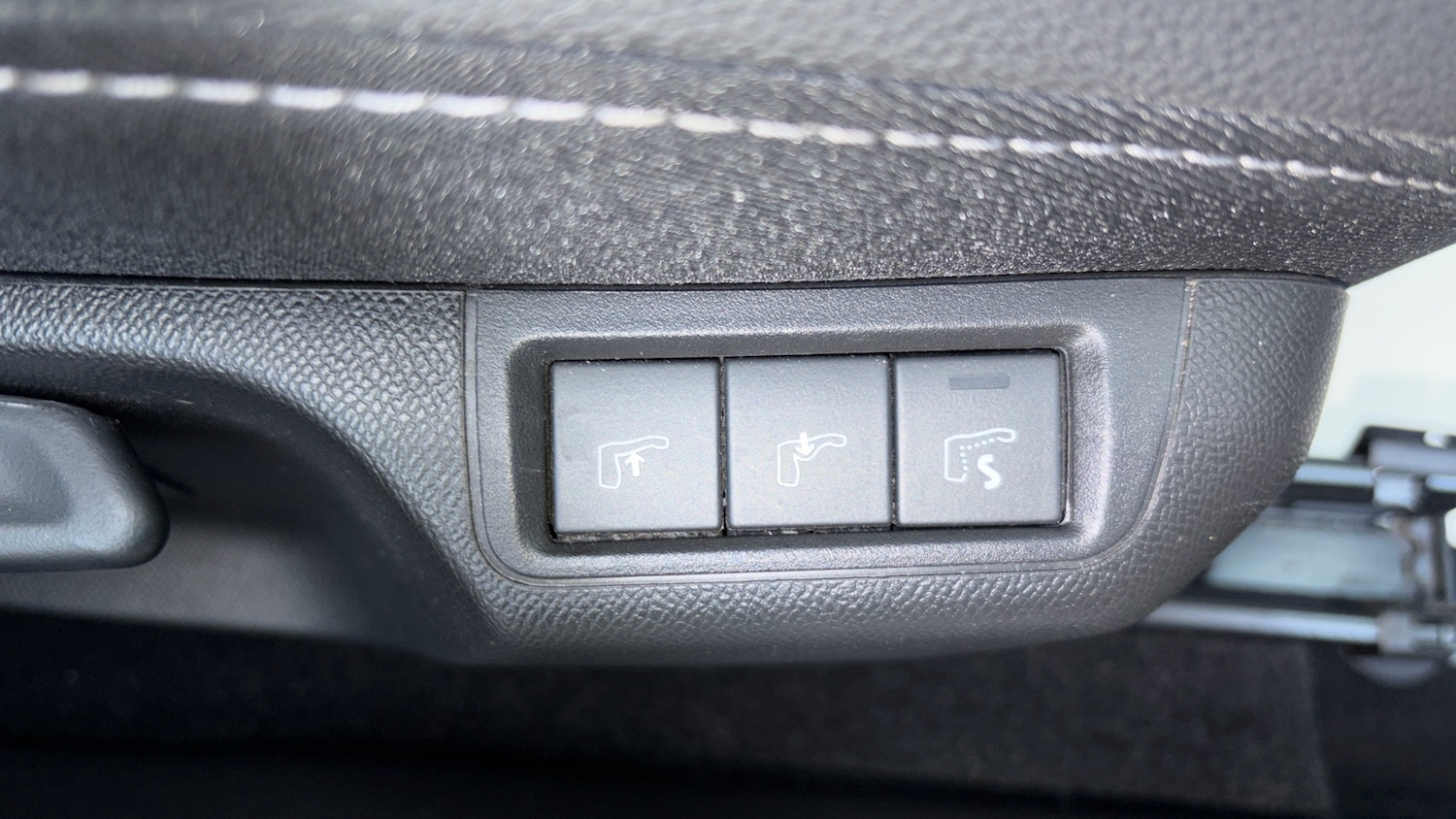 Used Vauxhall Mokka 2023 for sale - 76918123: Photo 30