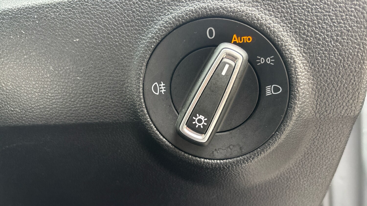 Used Volkswagen T-Roc 2019 for sale - 78090539: Photo 40