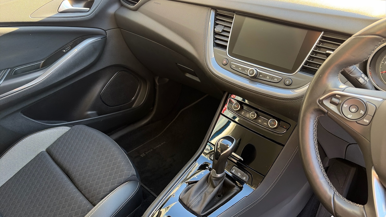 Used Vauxhall Grandland X 2020 for sale - 76653136: Photo 14