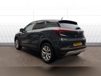 Used Renault Captur 2022 for sale - 76363278: Photo