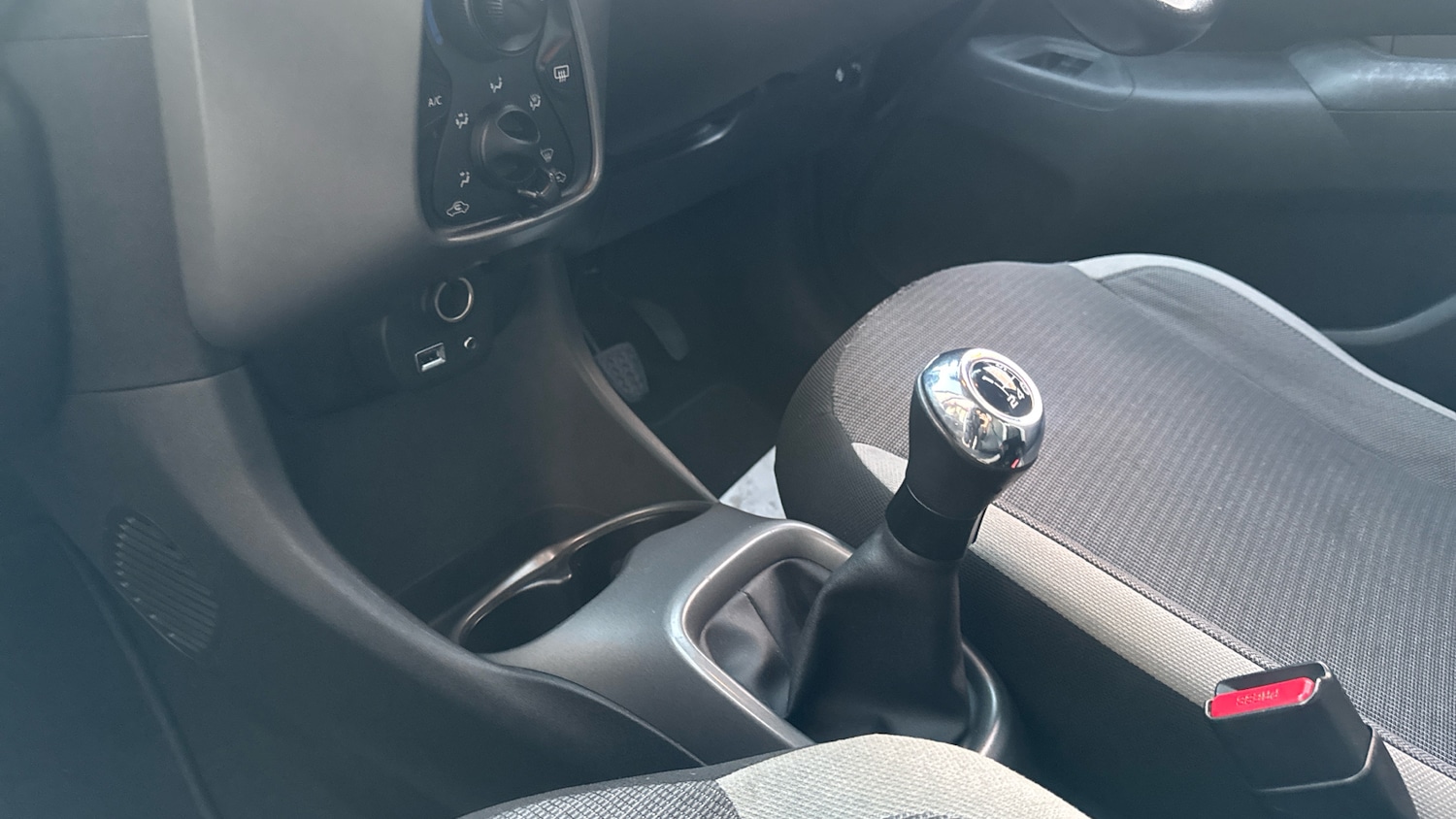 Used Toyota AYGO 2021 for sale - 76649963: Photo 13