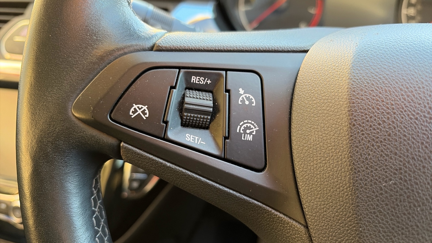 Used Vauxhall Corsa 2016 for sale - 76653135: Photo 33