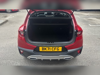 Used Kia Stonic 2021 for sale - 78814113: Photo