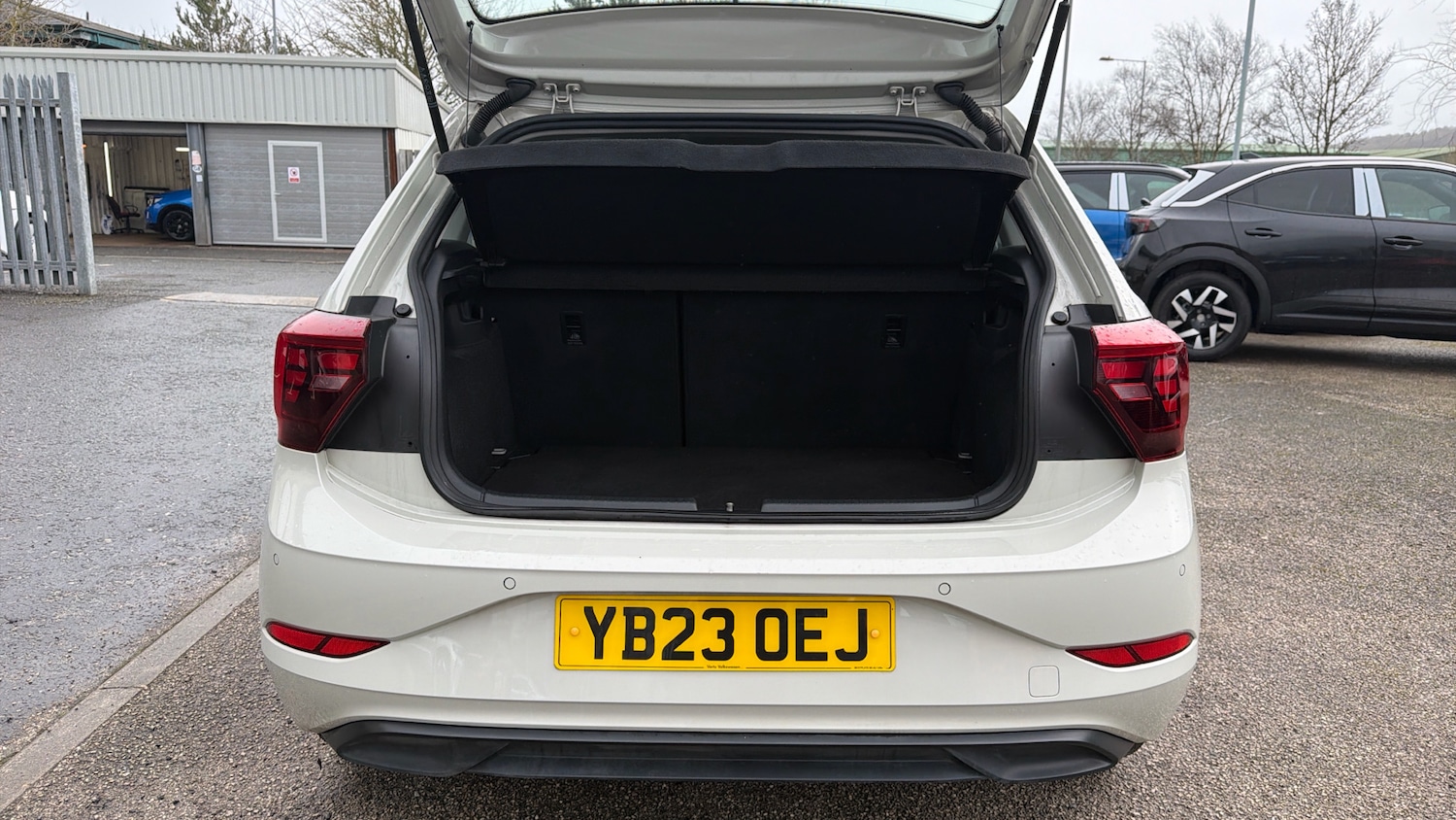 Used Volkswagen Polo 2023 for sale - 77626457: Photo 4