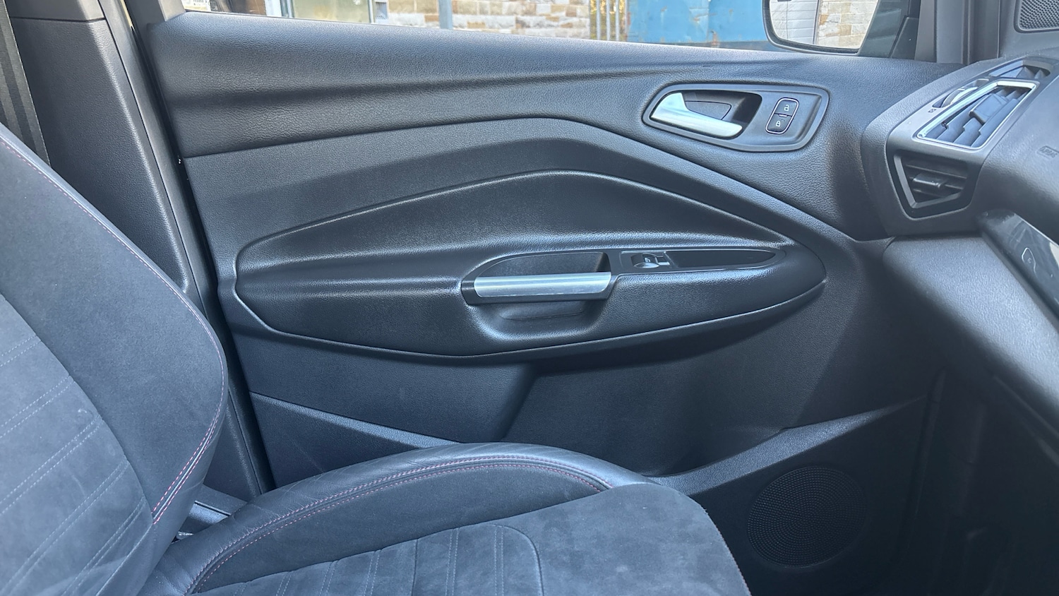 Used Ford Kuga 2018 for sale - 78077537: Photo 41