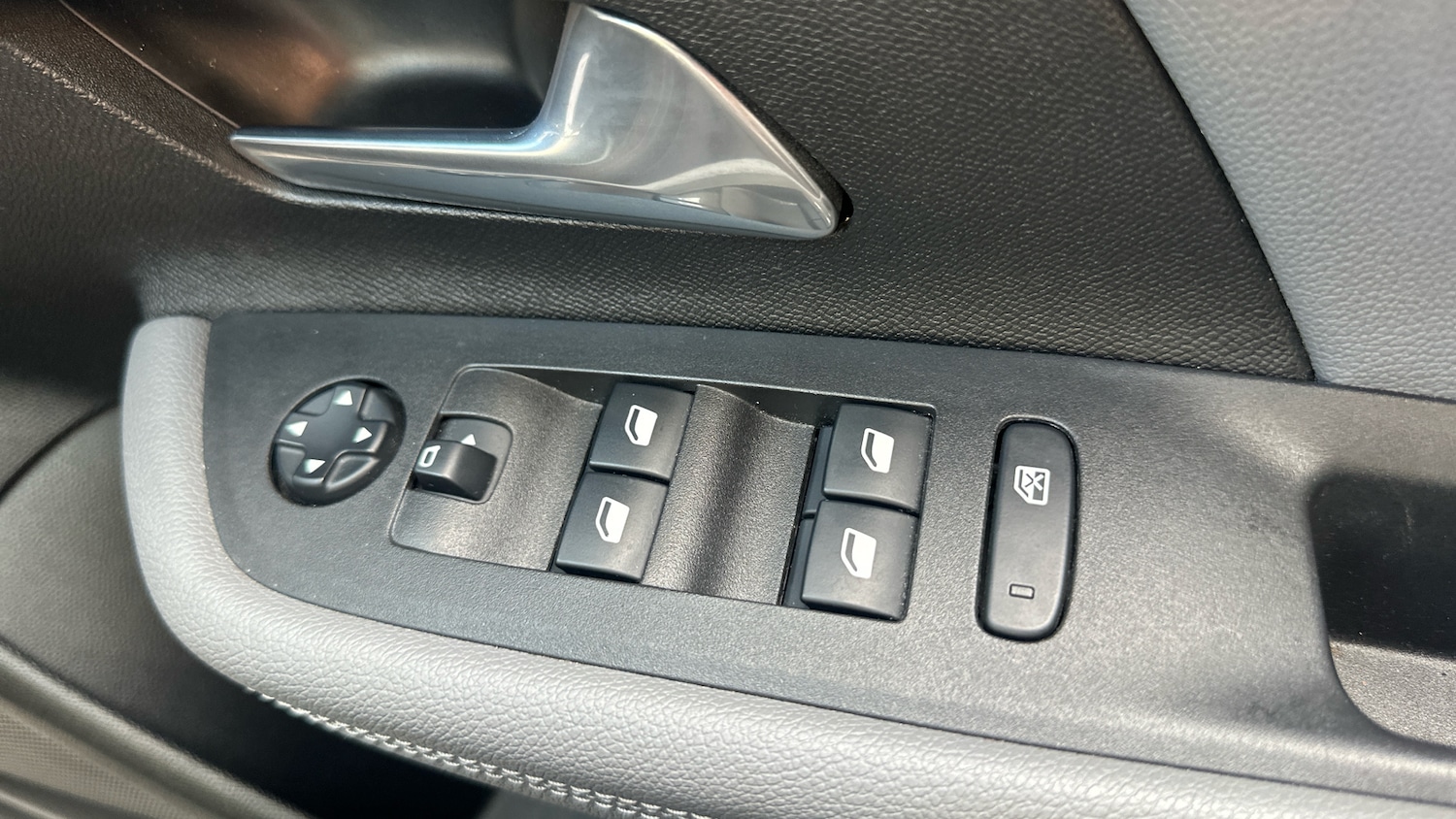 Used Vauxhall Mokka 2021 for sale - 76205403: Photo 28