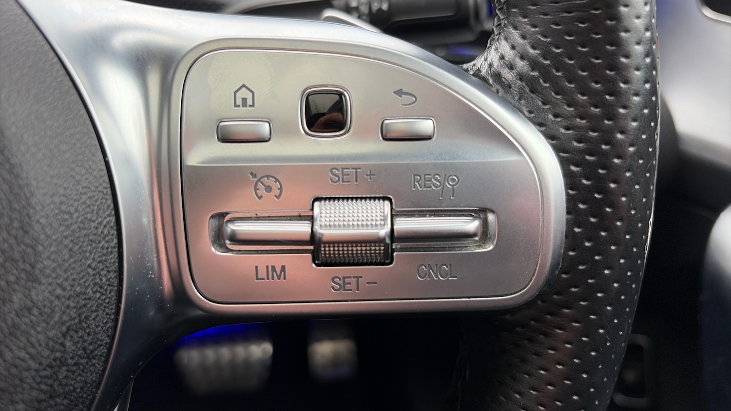 Used Mercedes-Benz CLA 2020 for sale - 76931567: Photo 37