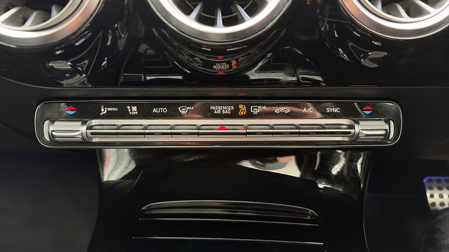 Used Mercedes-Benz CLA 2020 for sale - 76931567: Photo 42