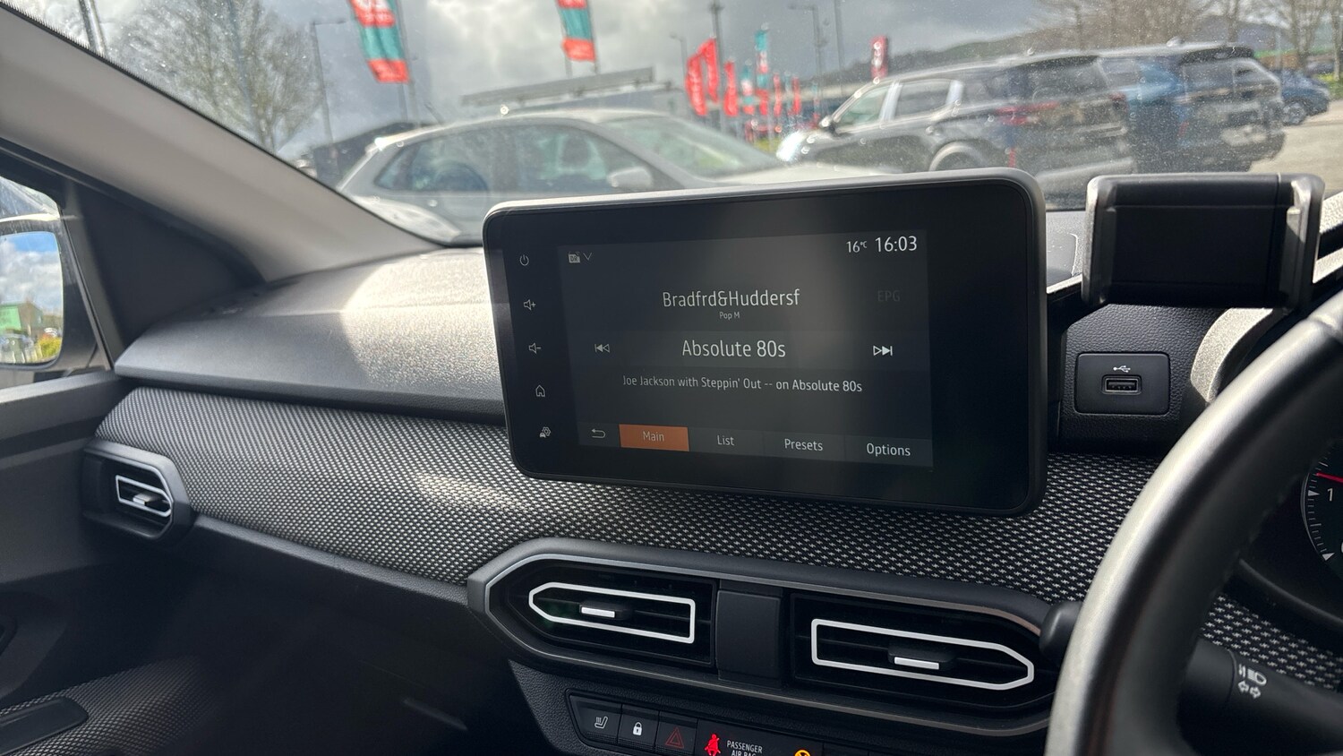 Used Dacia Jogger 2023 for sale - 78090540: Photo 44