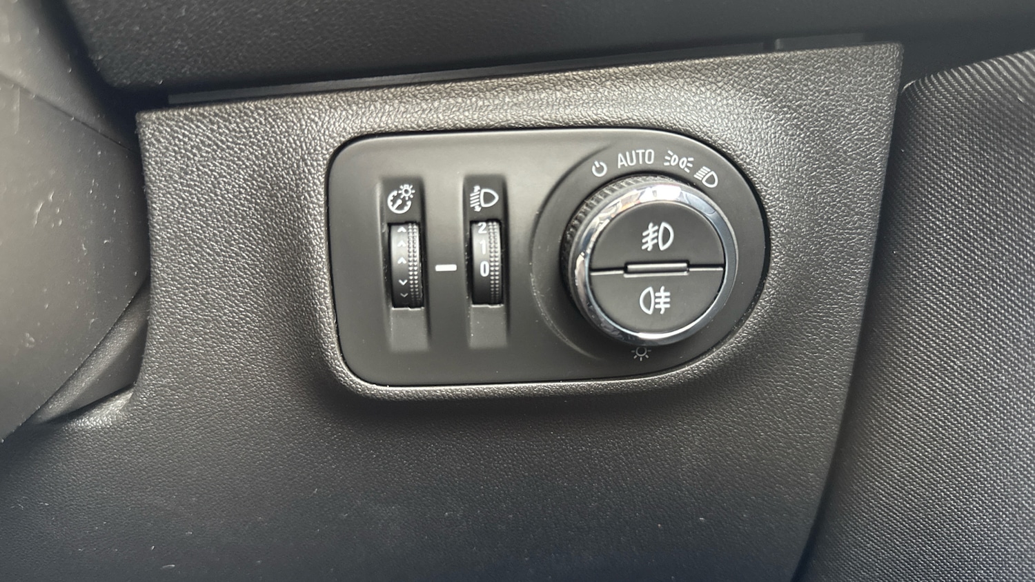 Used Vauxhall Corsa 2018 for sale - 77262216: Photo 27