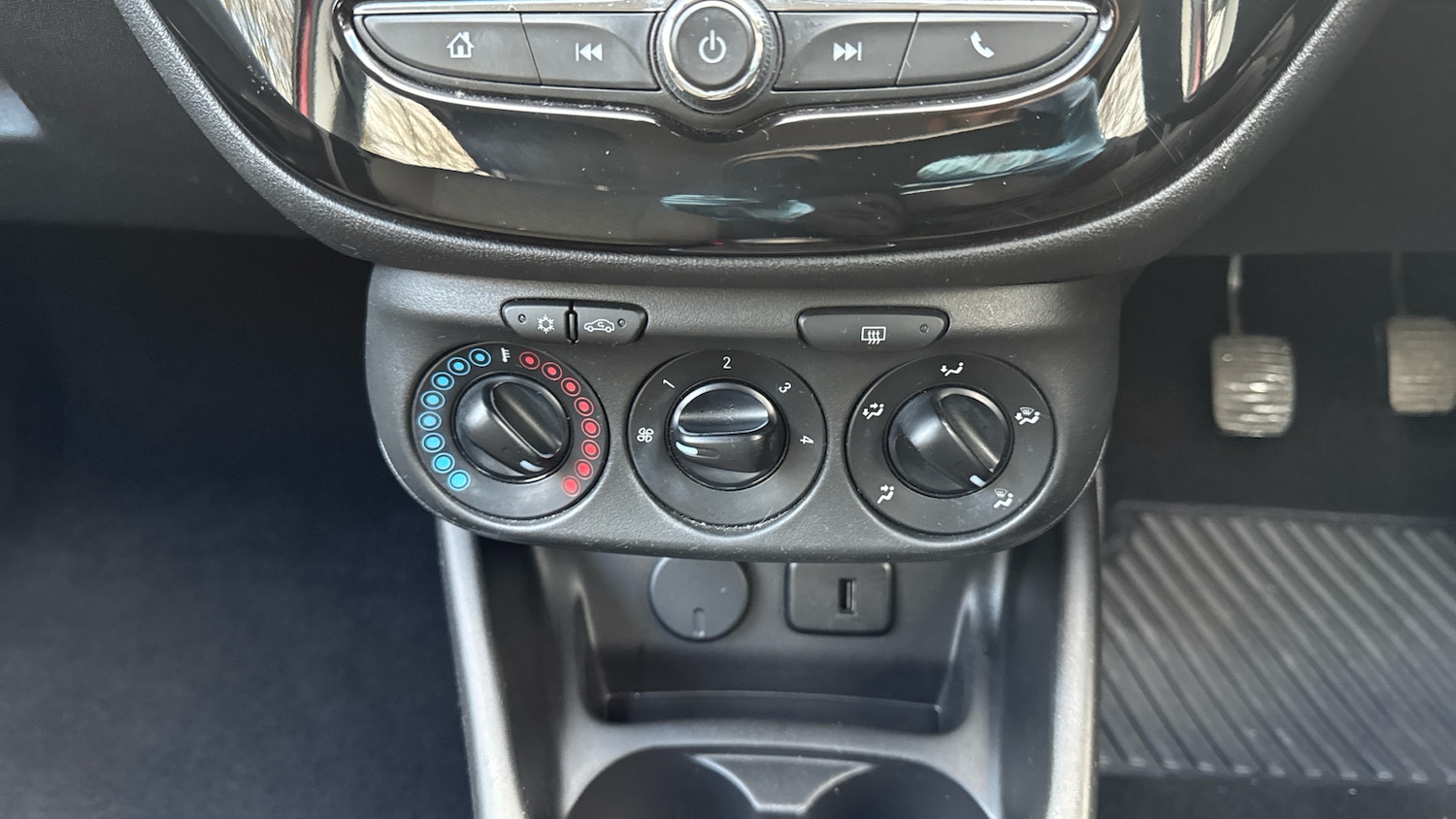 Used Vauxhall Corsa 2018 for sale - 77262216: Photo 31