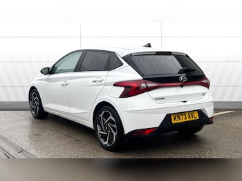 Used Hyundai i20 2023 for sale - 77484702: Photo