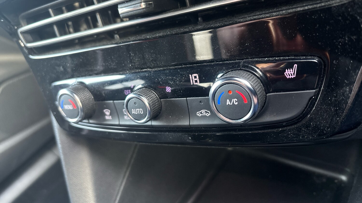 Used Vauxhall Mokka 2023 for sale - 77590257: Photo 35