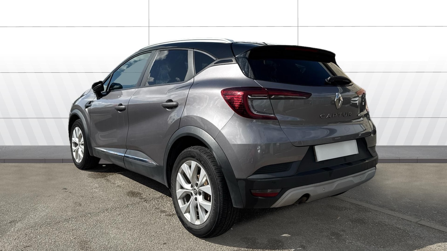 Used Renault Captur 2021 for sale - 76075760: Photo 2