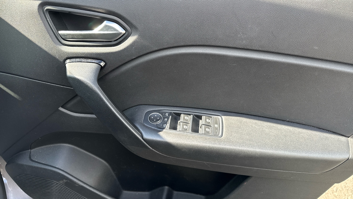 Used Renault Captur 2021 for sale - 76075760: Photo 26
