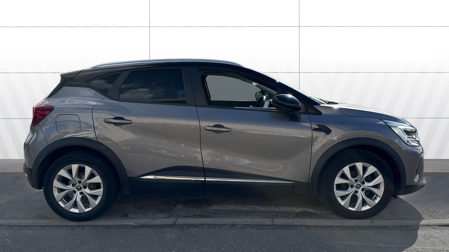 Used Renault Captur 2021 for sale - 76075760: Photo 5