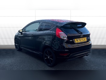 Used Ford Fiesta 2016 for sale - 76807391: Photo