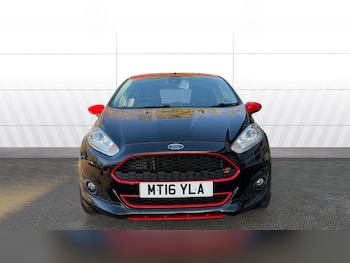 Used Ford Fiesta 2016 for sale - 76807391: Photo