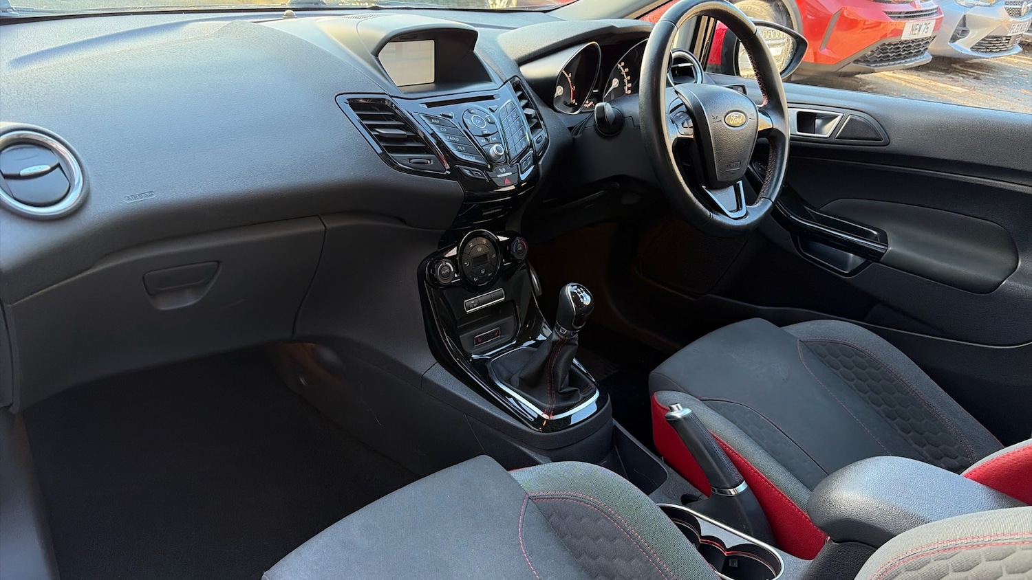 Used Ford Fiesta 2016 for sale - 76807391: Photo 9