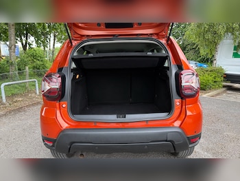 Used Dacia Duster 2023 for sale - 78970392: Photo