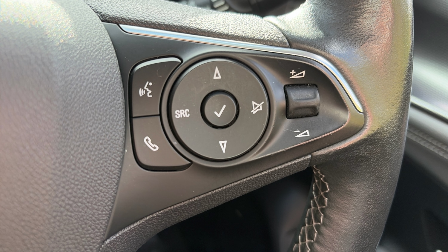 Used Vauxhall Mokka 2022 for sale - 76363286: Photo 32