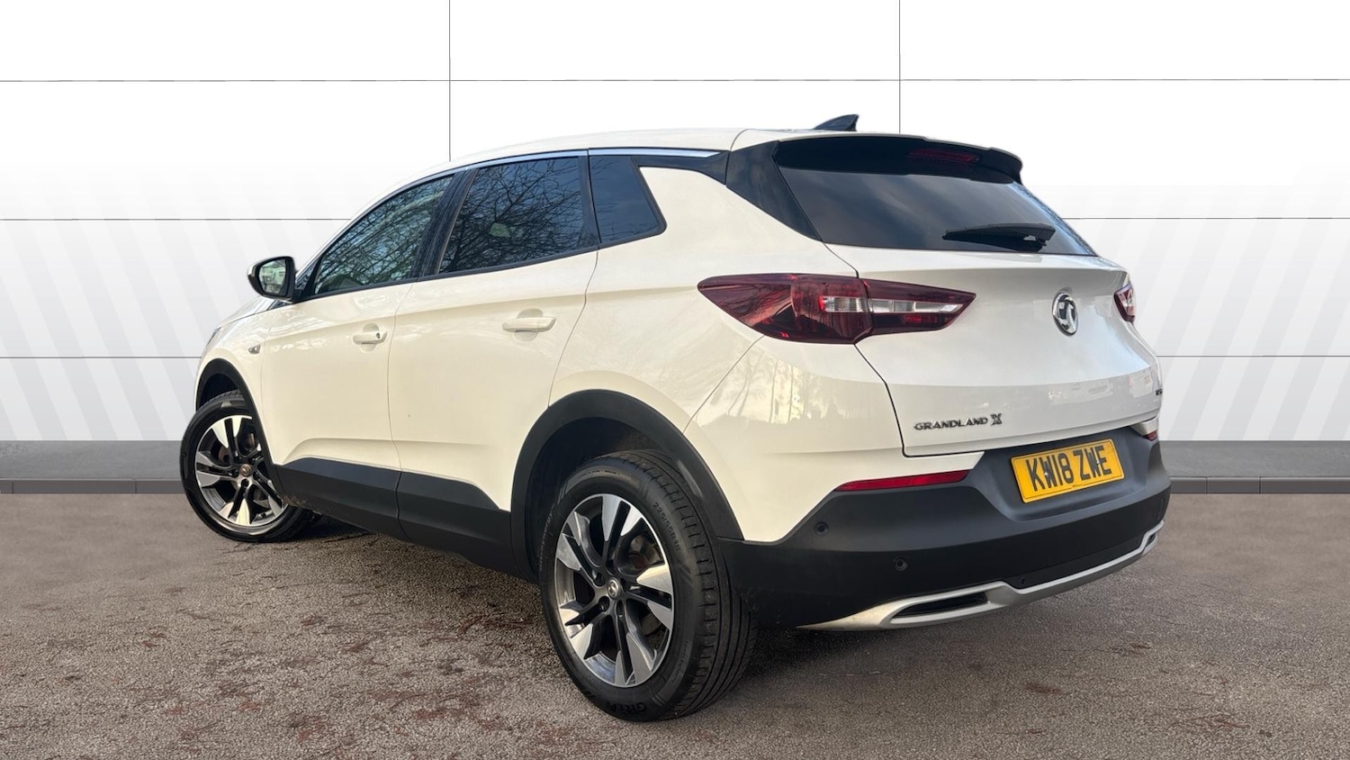 Used Vauxhall Grandland X 2018 for sale - 77973183: Photo 2