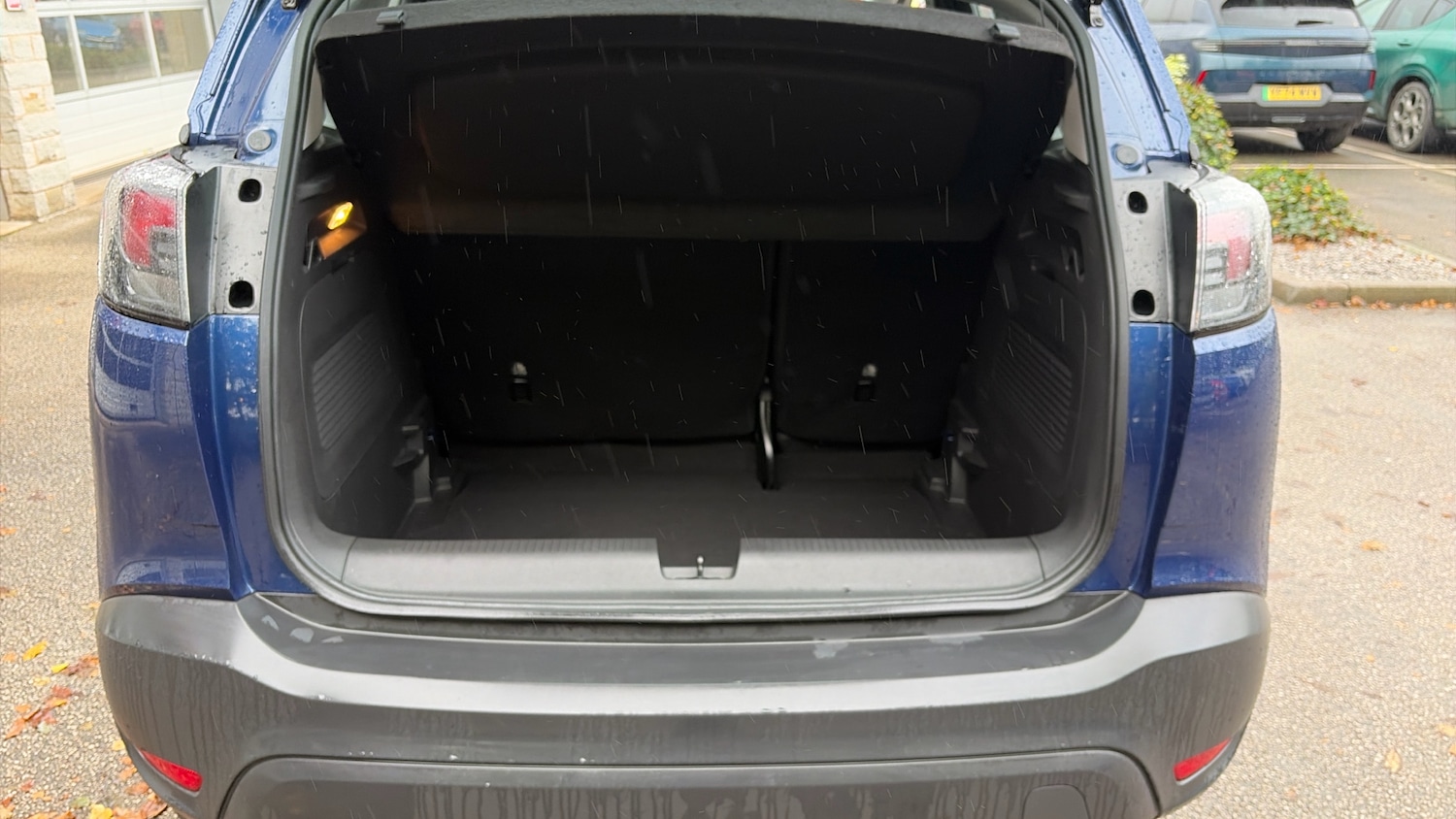 Used Vauxhall Crossland 2023 for sale - 76363284: Photo 4
