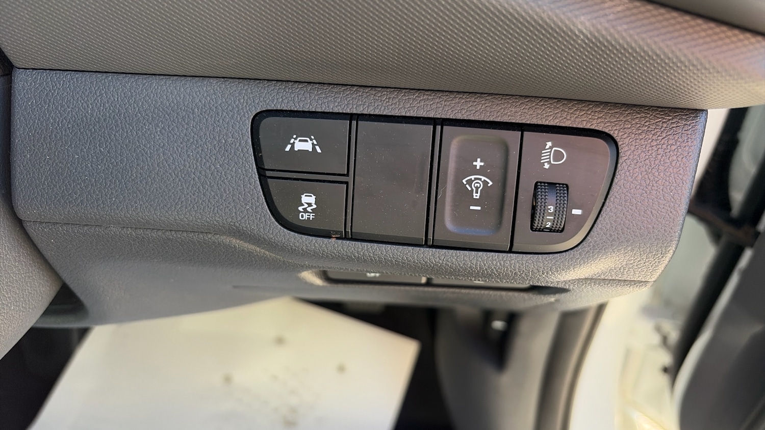 Used Hyundai IONIQ 2022 for sale - 76101231: Photo 29